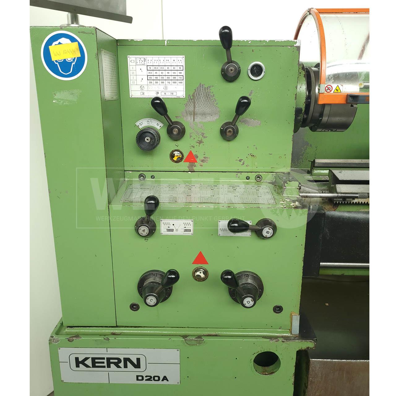 Kern D 20 A Leit- und Zugspindeldrehmaschine